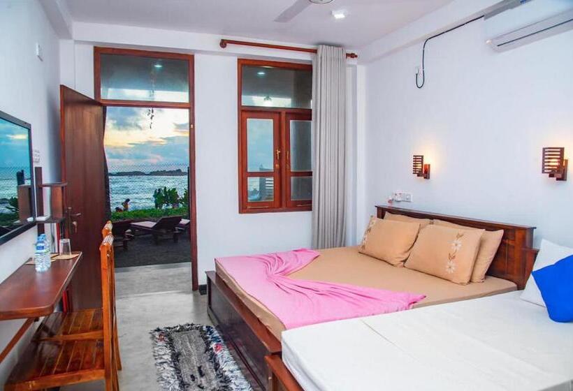 Triple Room Sea View, Hanka Villa  Ambalangoda