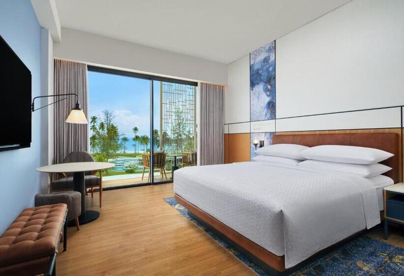 带大床的豪华间, Four Points By Sheraton Bintan, Lagoi Bay