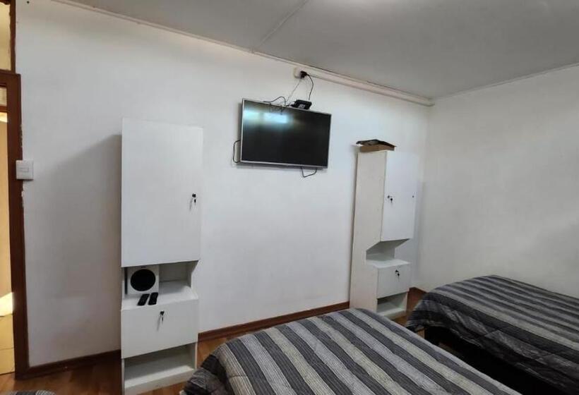 اتاق استاندارد سه نفره, Residencial F Y V Spa