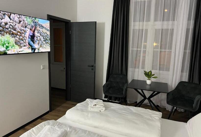 Номер Стандарт, Elisei