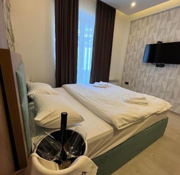 اتاق لوکس, Mamababa Free Spa & Wellness Kopaonik