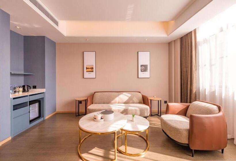Люкс, Atour Hotel Guilin City Hall