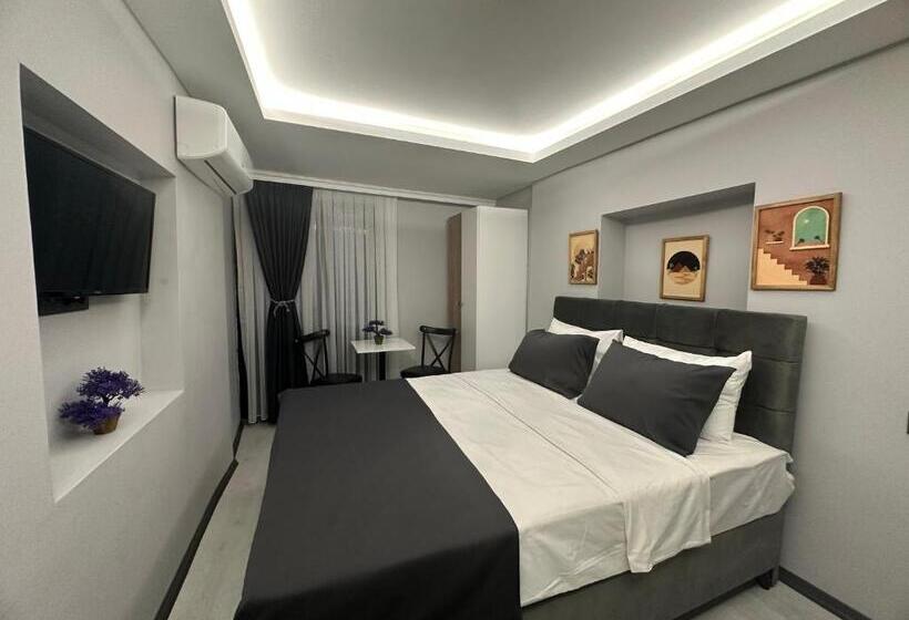 带阳台的豪华间, Aya Langa Guesthouse