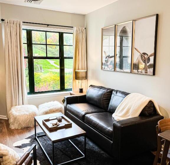 Люкс, Cozy Mountain View Condo
