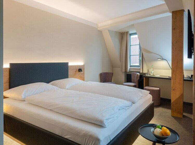 デラックスルーム, Nashi Rooms