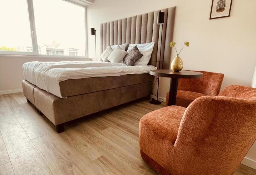 Номер Deluxe, 24 Single Bed Accommodation