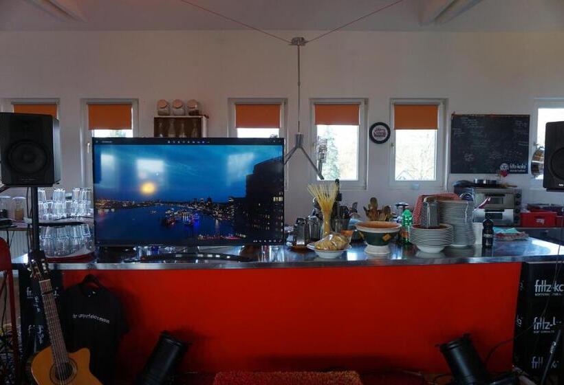 Апартаменты 3 Спальни, Schönes Loft über Den Dächern