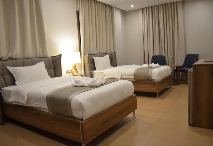 Апартаменты 2 Спальни, Larissa Suites