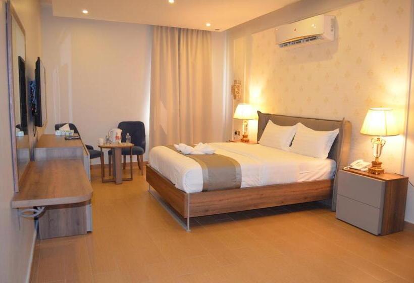 Апартаменты 2 Спальни, Larissa Suites