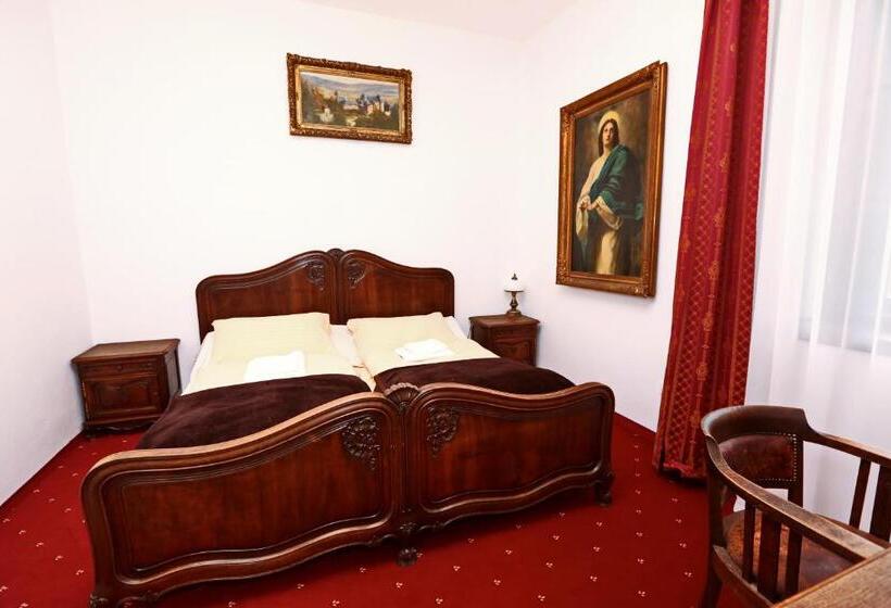 Номер Стандарт, Historický Pútnický Dom