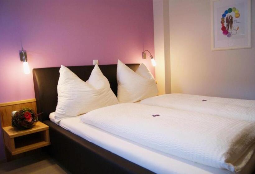 컴포트 룸, Taferne In Köstendorf   Ferienwohnung Monteurzimmer