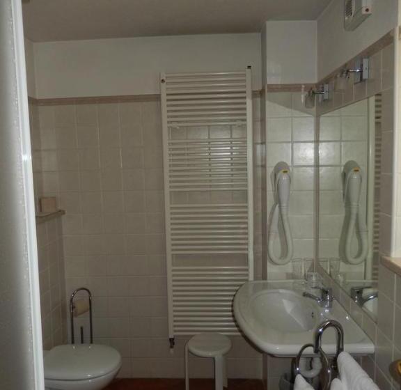 اتاق استاندارد یک نفره, Albergo Du Soleil