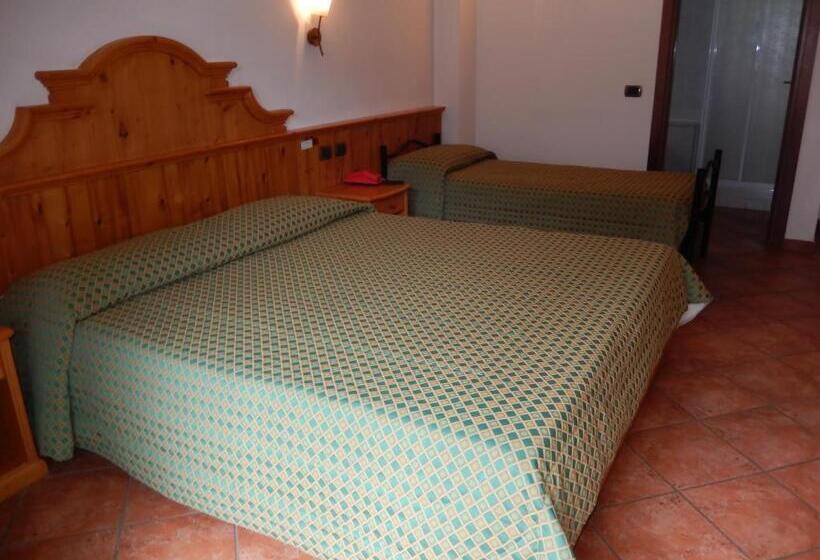 اتاق استاندارد سه نفره, Albergo Du Soleil