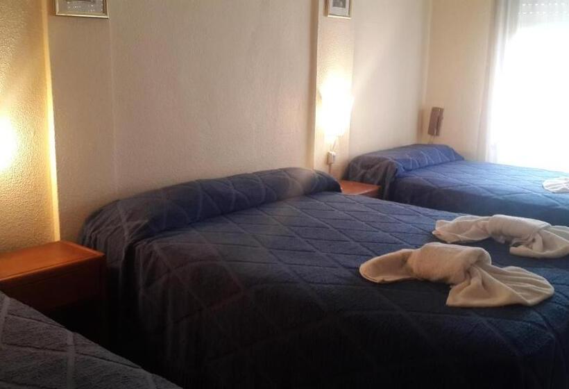 Dört Kişilik Standart Oda, La Fontana