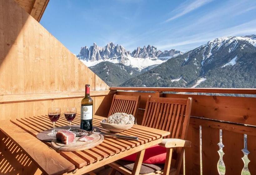 Апартаменты 2 Спальни, Pineiderhof