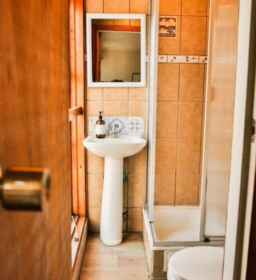 اتاق سوپریور, Hostal Mito