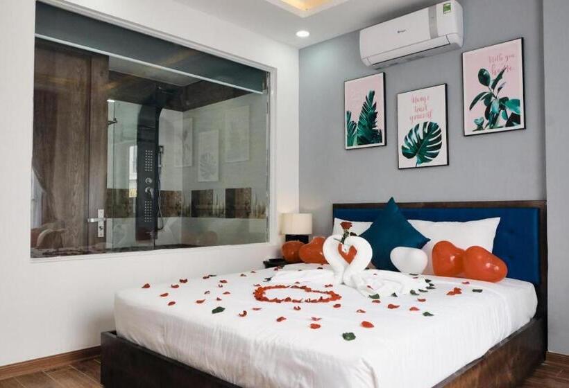 2 Bedroom Apartment, Cantona Luxury