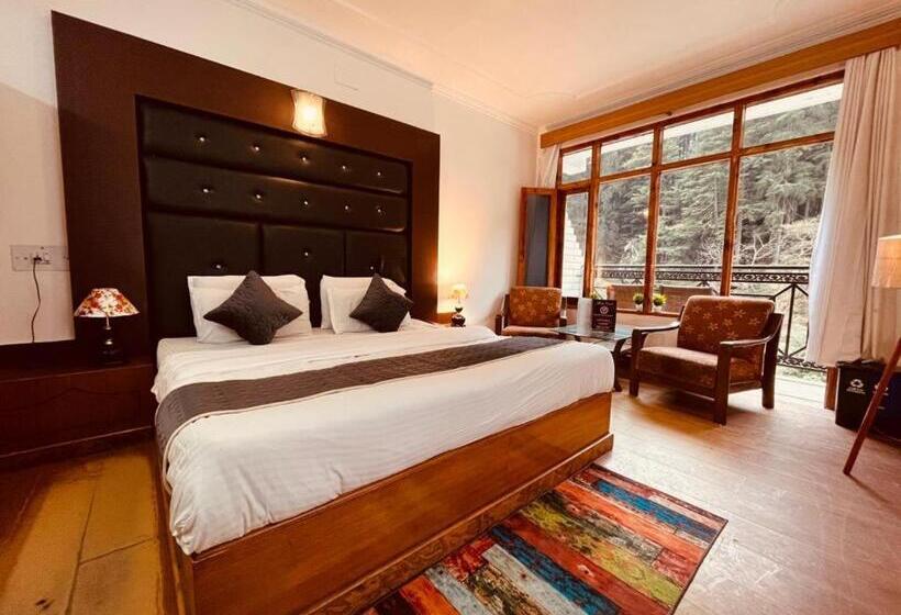 带大床的标准间, Hadimba Inn   Hadimba Devi Temple Road ,manali