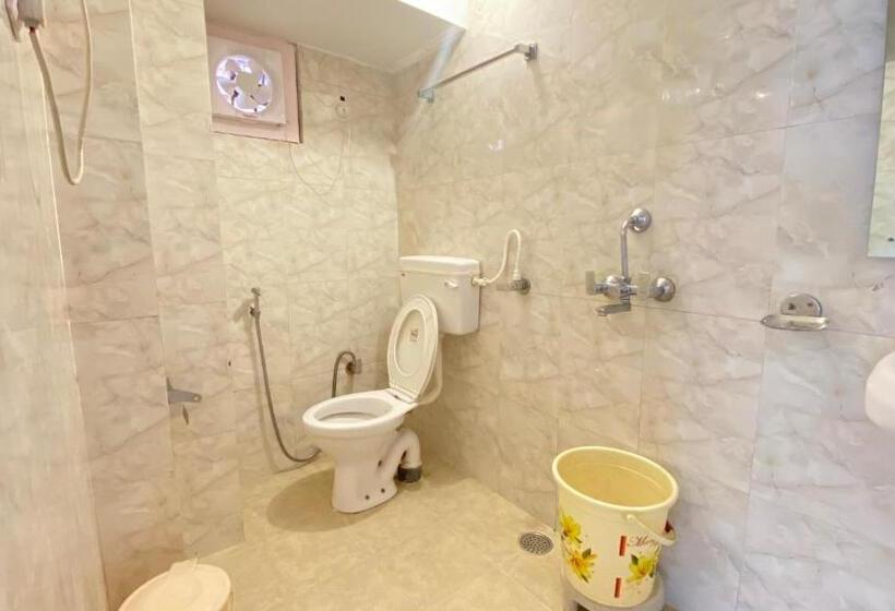 اتاق استاندارد با تخت بزرگ, Mountain Meadows