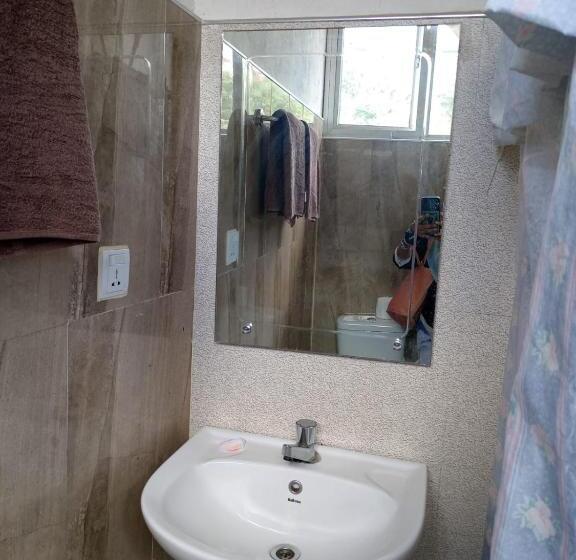 Номер Стандарт, The Nook