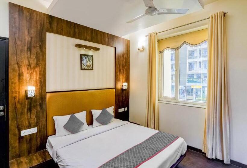 Трехместный Номер Классика, Townhouse Mng Platinum