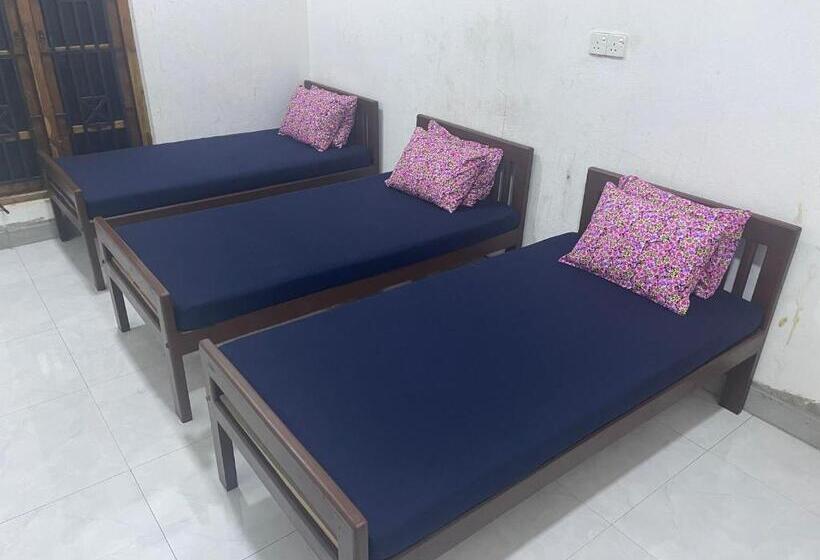 Семейный Номер, Evr Home Stay