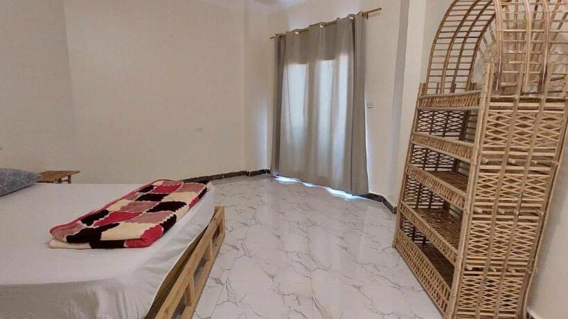 اتاق استاندارد با چشم‌انداز دریا, Green Beach Camp &