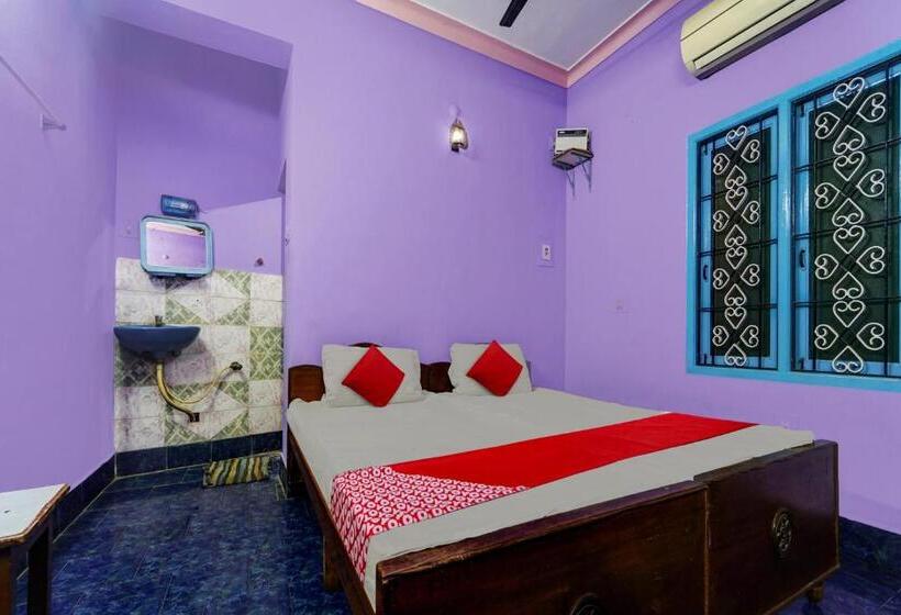 标准间, Oyo Sri Sivasakthi A/c Lodge
