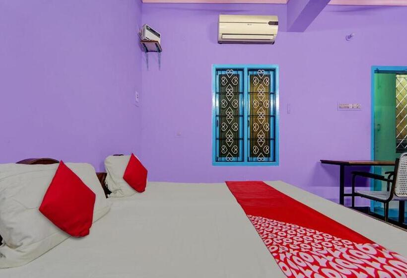 标准间, Oyo Sri Sivasakthi A/c Lodge