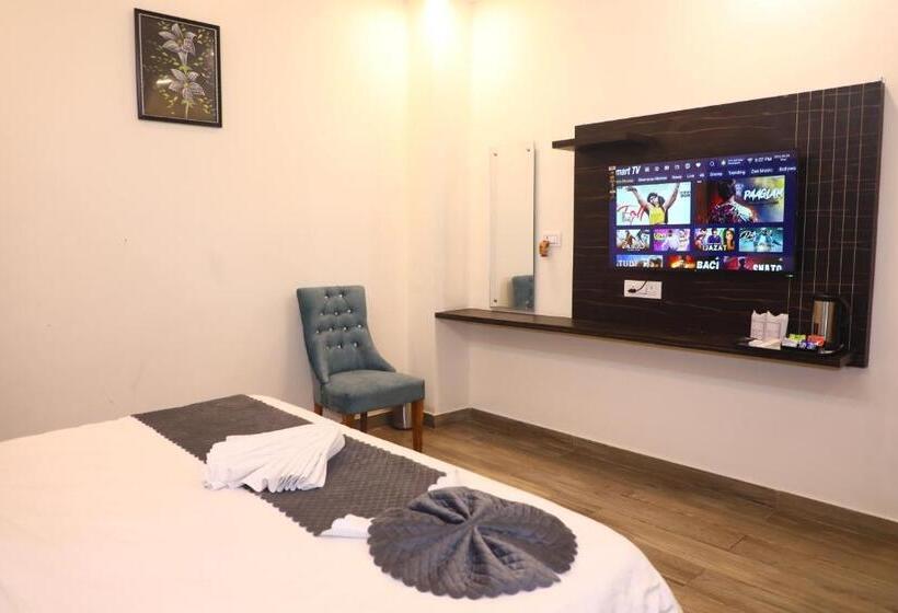 Номер Deluxe, Shreya Galaxy With Swimming Pool  Best Property In Haridwar