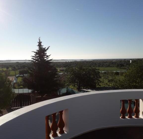 Люкс с Террасой, Alojamento Local Patudos, Suite Com Terraço Privado