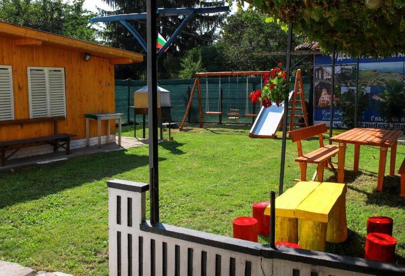 Дом 1 Спальня, Guest House Dorkos