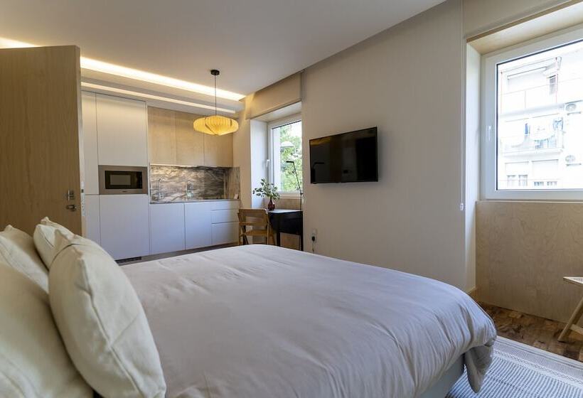 استودیوی استاندارد, Casa 3 Os Lugares De Castraleuca