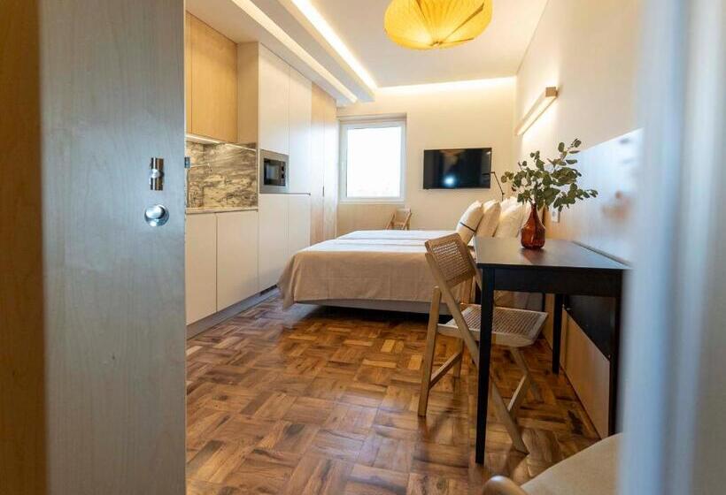استودیوی استاندارد, Casa 3 Os Lugares De Castraleuca