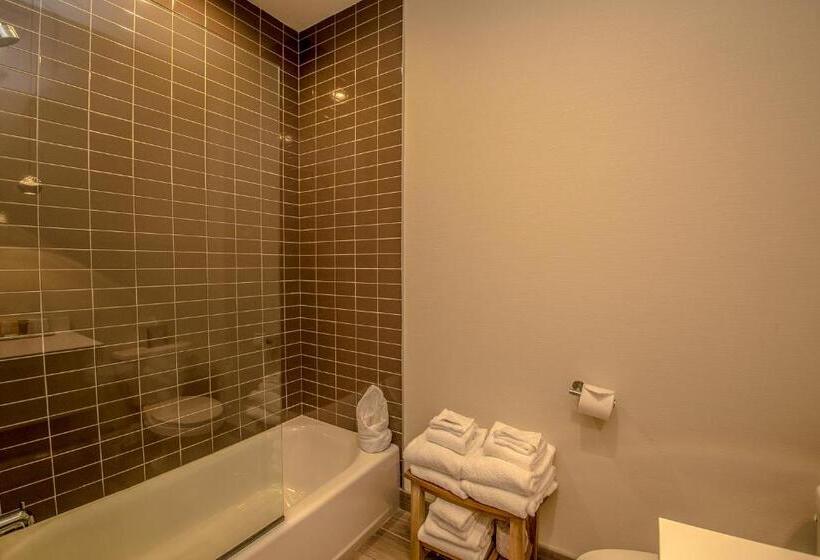 Люкс, The Chandler At White Mountains, An Ascend Hotel Collection Membe