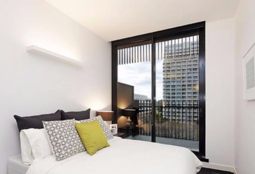 آپارتمان لوکس 2 خوابه, Wyndel Apartments St Kilda Views