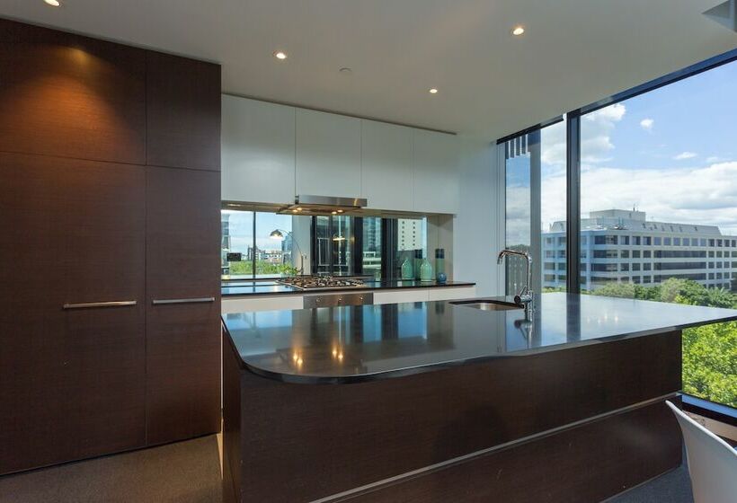 آپارتمان لوکس 2 خوابه, Wyndel Apartments St Kilda Views