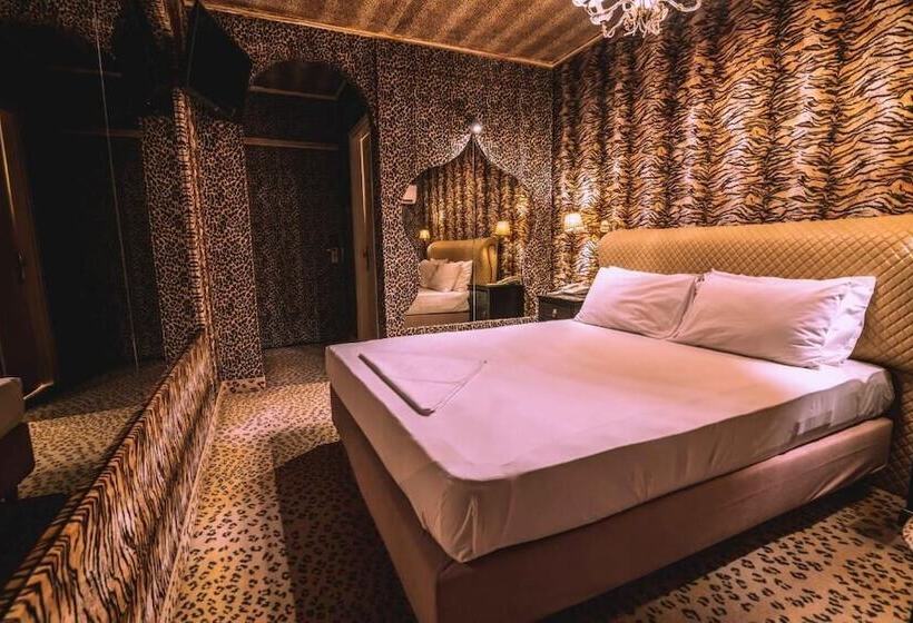Номер Superior, Ruby Rooms Kifisia   Adults Only