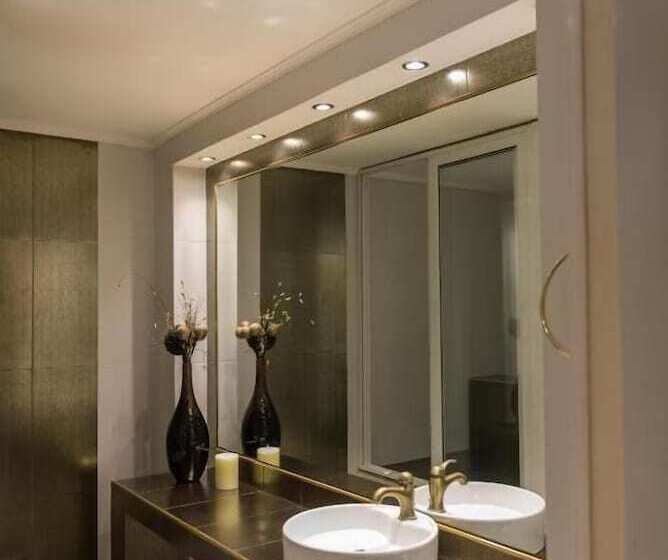 Люкс Повышенной Комфортности, Ruby Rooms Kifisia   Adults Only
