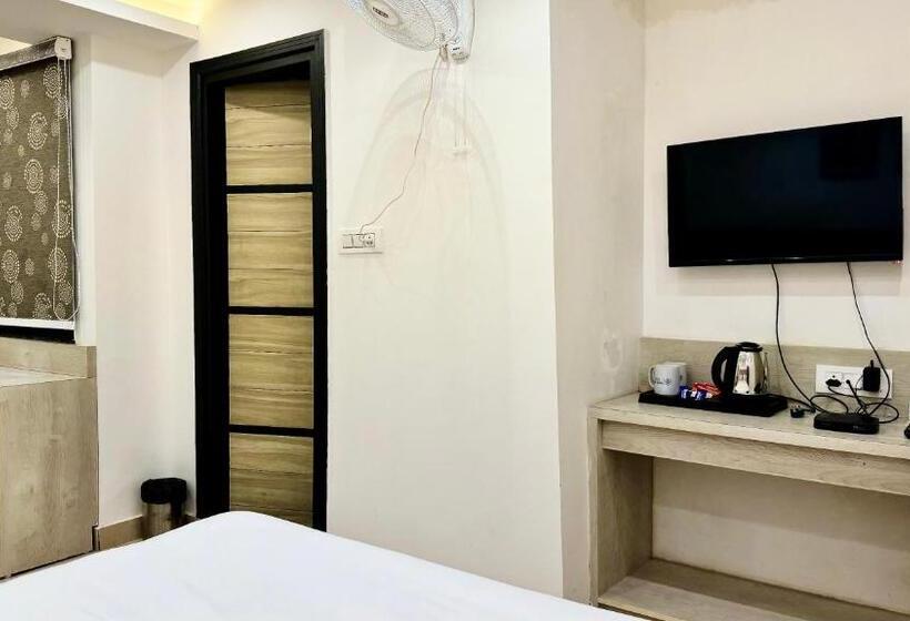 이코노미 룸, Wabi Sabi Stays   Pride Inn