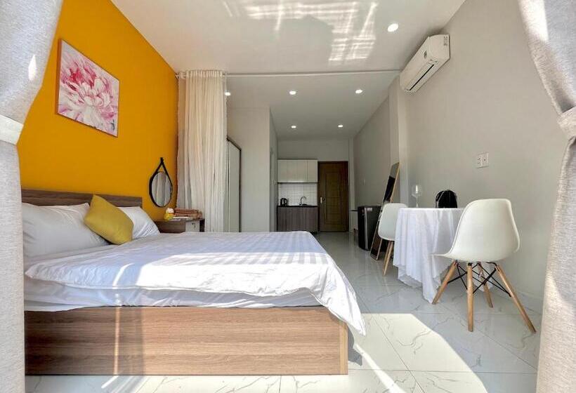 استودیوی لوکس, Luxury Condotel Sai Gon 3
