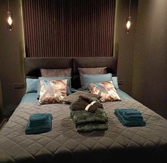 标准间, La Chambre Delta