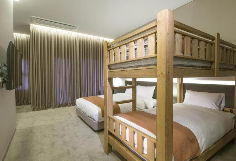 Cameră Cvadruplă Standard, Grand Mer Hotel Seogwipo Ocean
