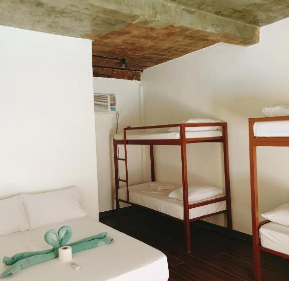 패밀리 룸, Camotes Hostel Resort
