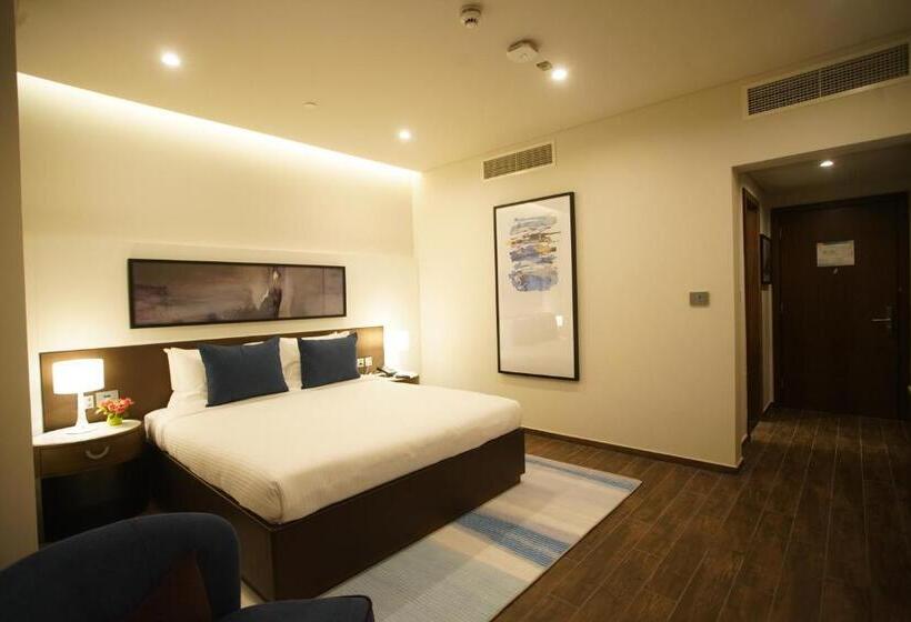 اتاق لوکس با تخت بزرگ, C   Hotel And Suites Doha