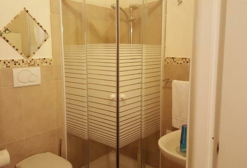 Номер Стандарт, Casa Nave
