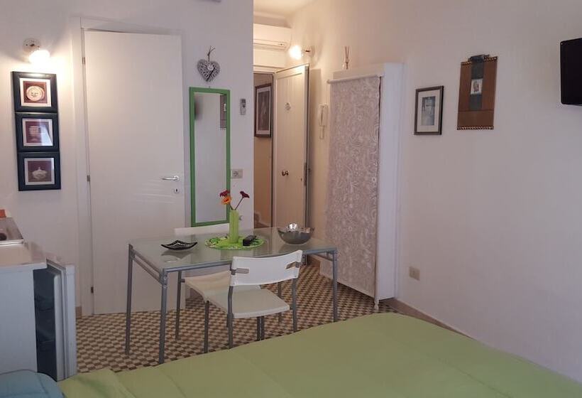 Номер Стандарт, Casa Nave