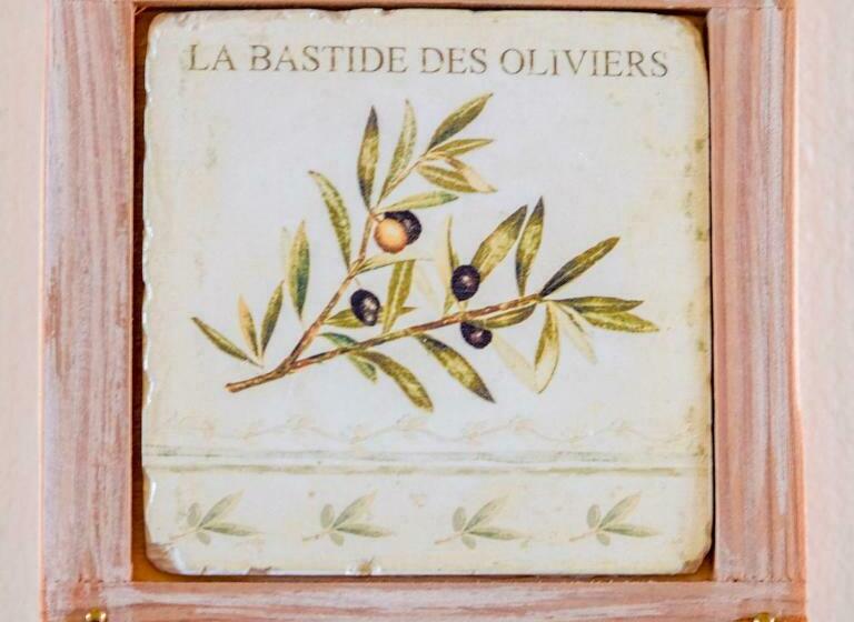 三人经典房间, Les Gués Rivières