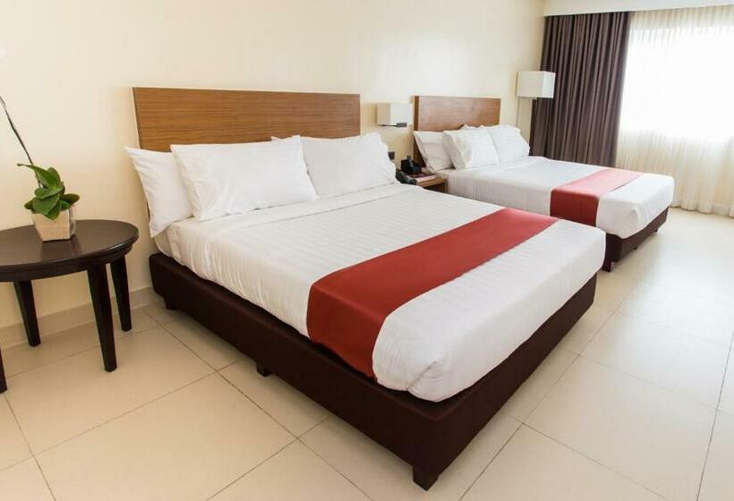 اتاق لوکس, Royce Hotel & Casino
