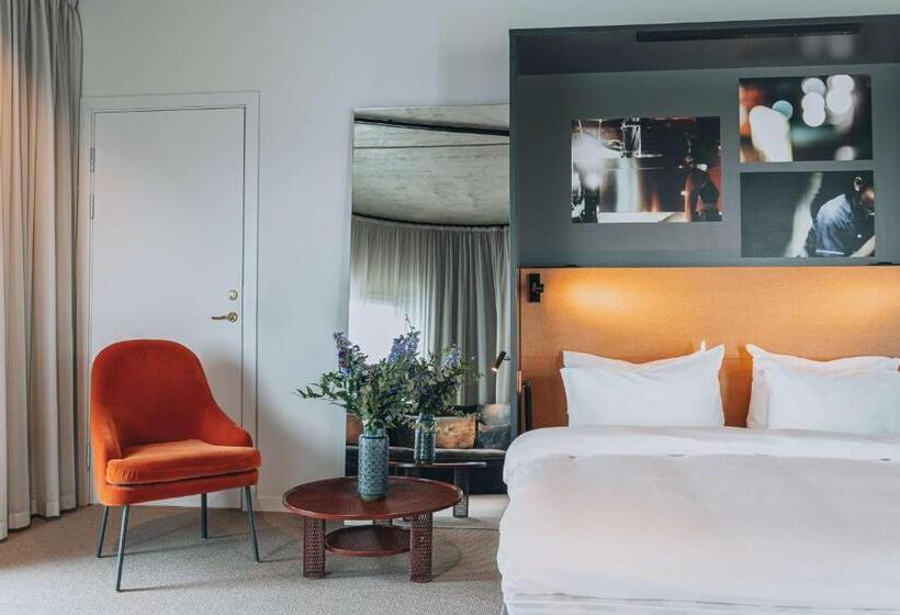 Полулюкс Кровать Кинг, Story Hotel Studio Malmo, Part Of Jdv By Hyatt